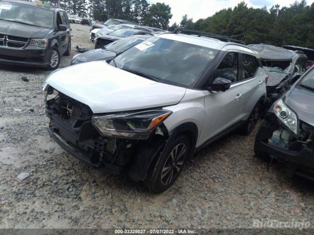 nissan-kicks-2018-3n1cp5cu1jl531672-img2