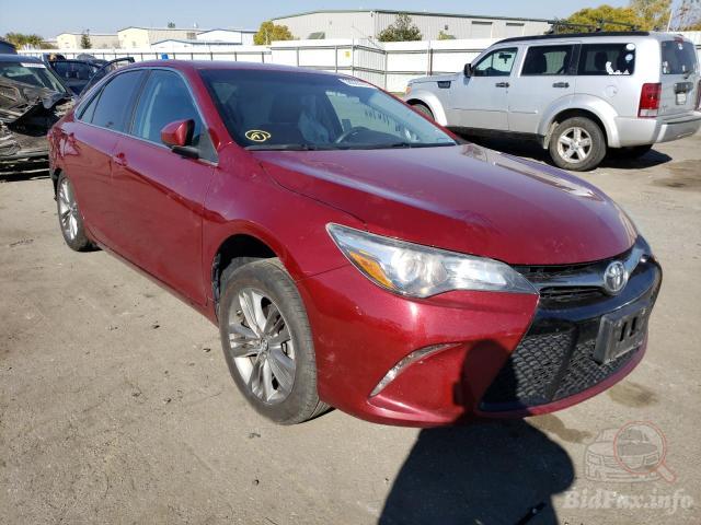 toyota-camry-le-2017-4t1bf1fkxhu670256-img1