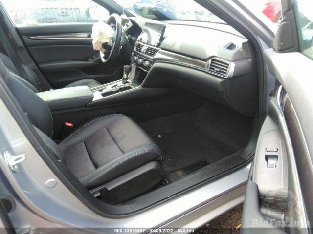 honda-accord-sedan-2021-1hgcv1f35ma123235-img5