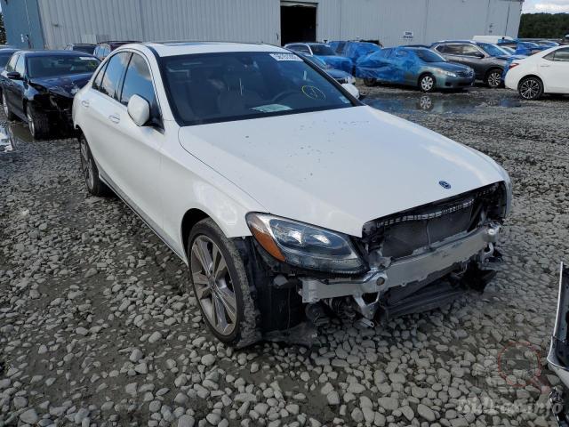 mercedes-benz-c-300-4mat-2018-55swf4kb8ju282548-img1